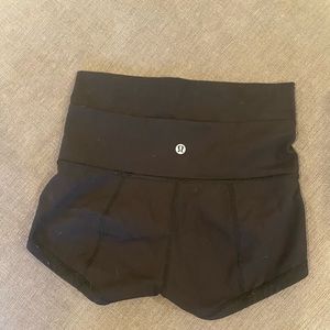 Lululemon spandex high waist shorts size 4